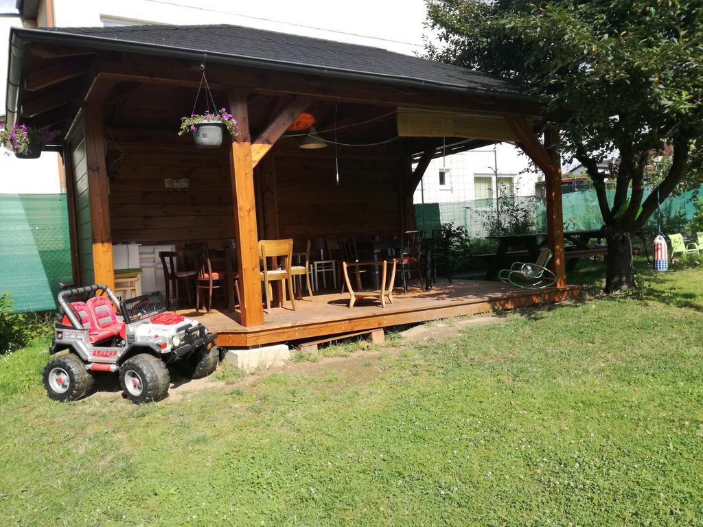Vila Sazava Exteriör bild